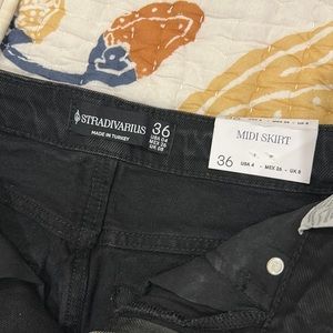 Stradivarius midi slit skirt black size 36 (US 4)